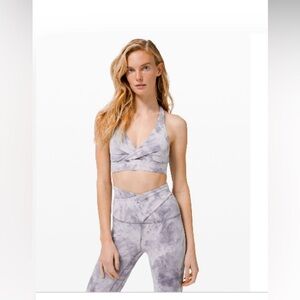 Lululemon Sweet Awakenings Bra light support B/C size 6